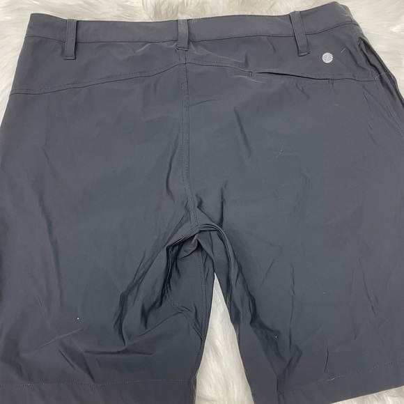 * | Z by Zella | Golf Shorts. Size 36. - Picture 8 of 9